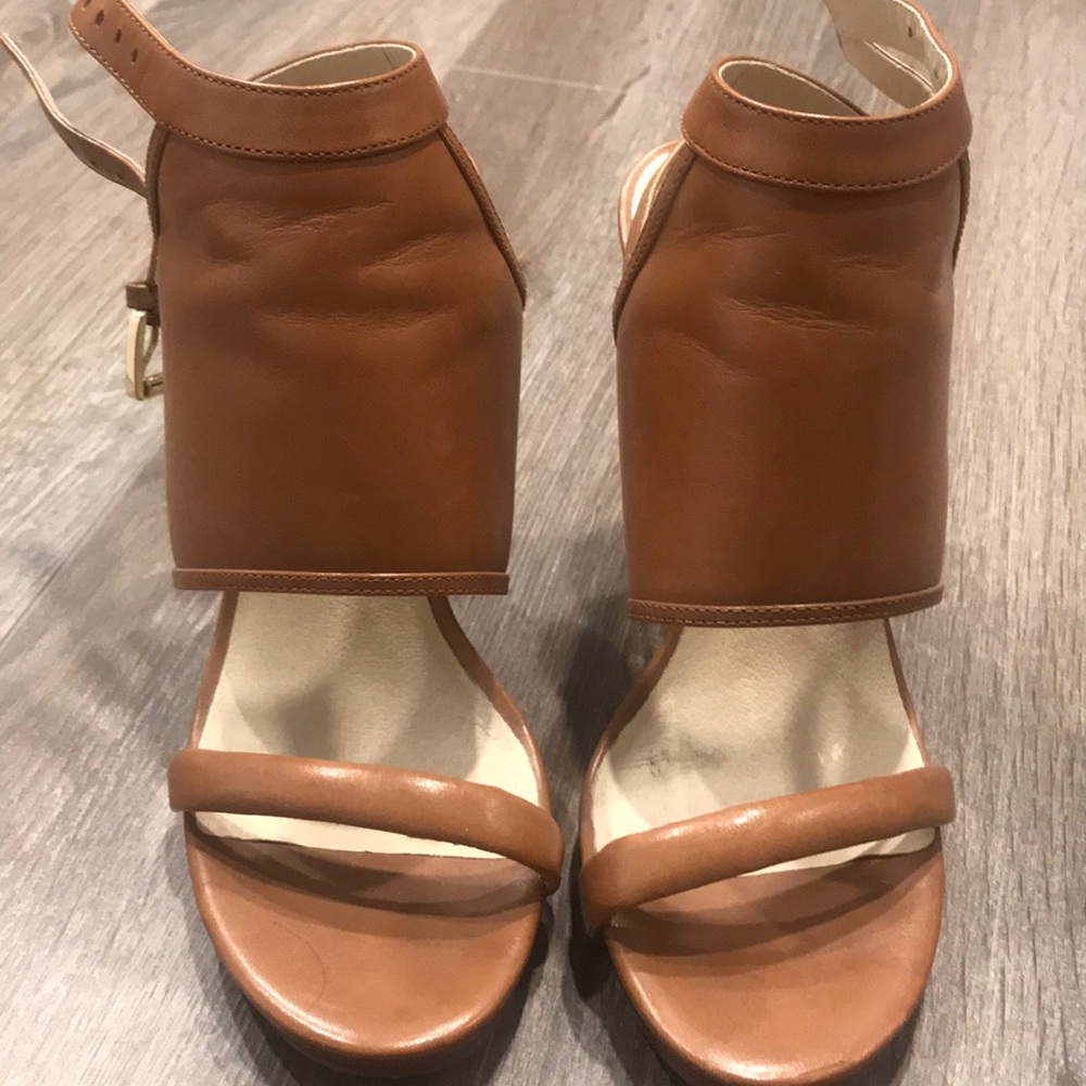 Michael Kors Tan Heels